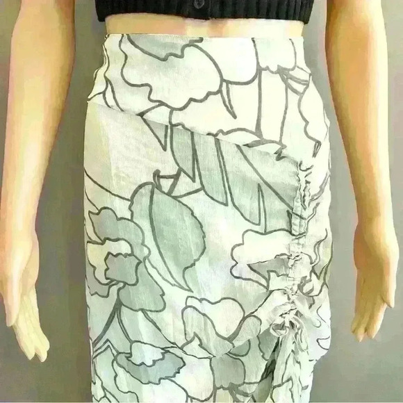 BANDOLERA Boho  Floral Pastel Green Pattern Cottagecore High Waisted Midi Skirt. - Picture 3 of 11